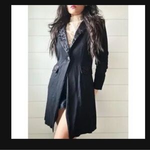 Fattaneh Bahari blazer